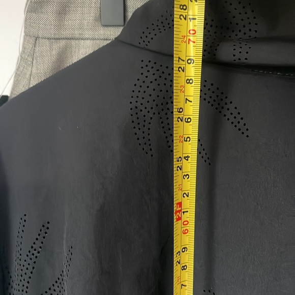 Nanette Lepore nylon perforation jacket with adjustable sleeve size Xl. - Picture 11 of 11